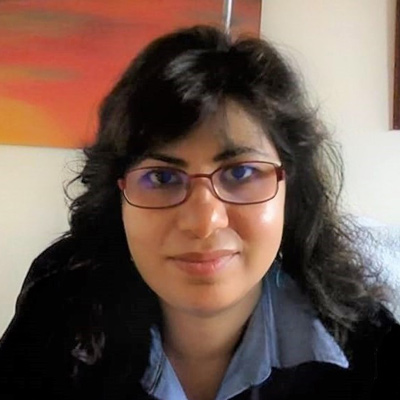 Dr Zeinab Smillie